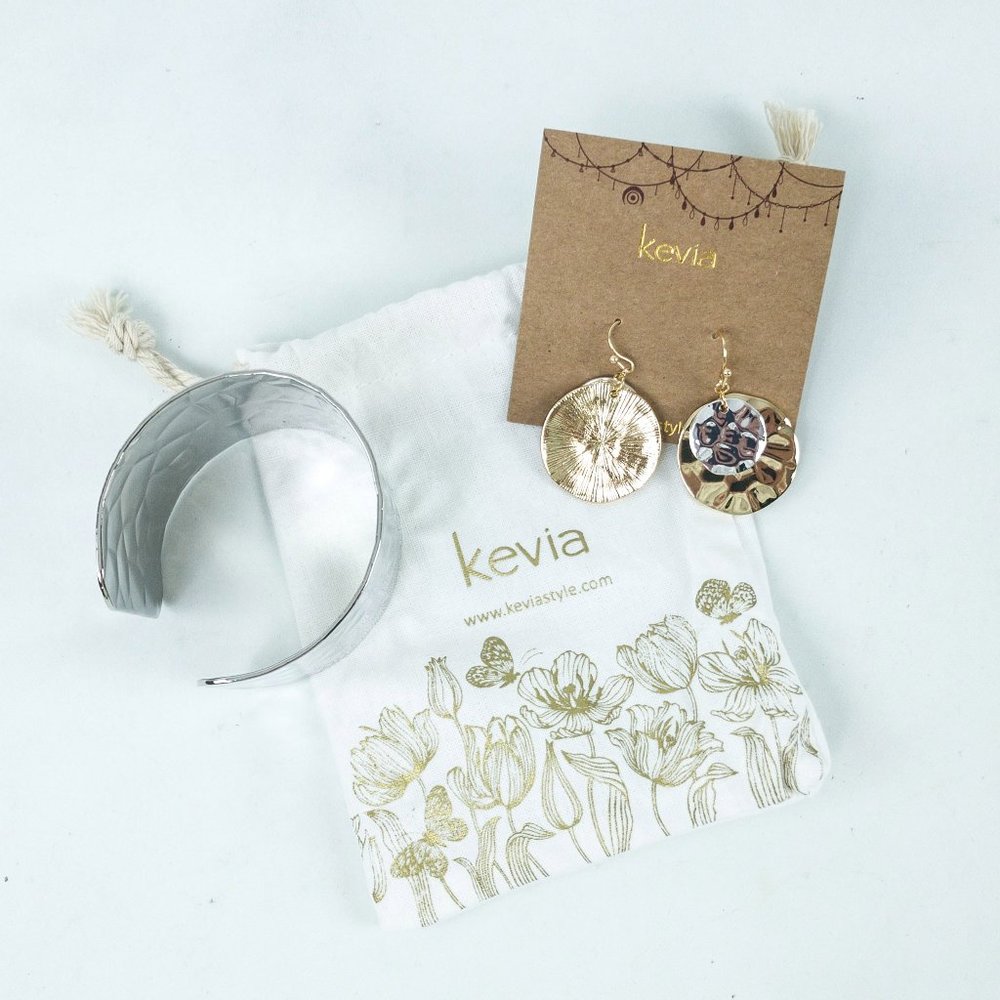 Kevia Cassis Cuff & Earrings Set